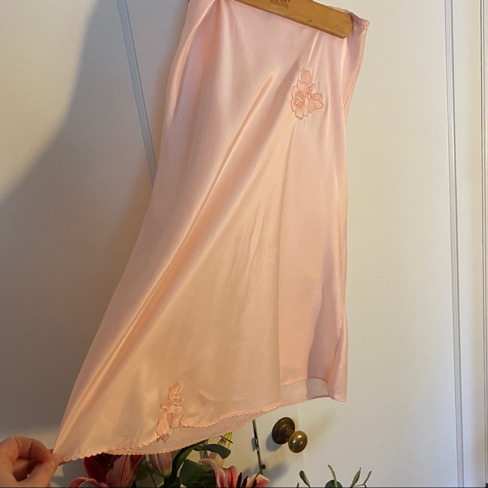 Vintage Lily Pink Flower Appliqué Slip Olga Medium